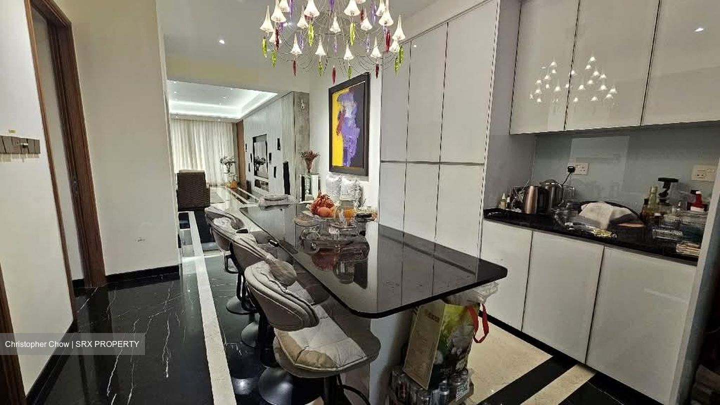 Opera Estate (D15), Terrace #575683221